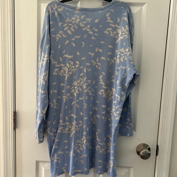 Vintage Victoria’s Secret Sleep Gown/Top - Picture 7 of 7